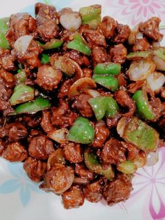 सोयाबीन मंचूरियन (Soyabean Manchurian recipe in Hindi) रेसिपी मुख्य फोटो