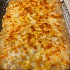 A picture of Tini’s Mac & cheese.
