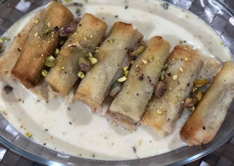 Roll up shahi tukde