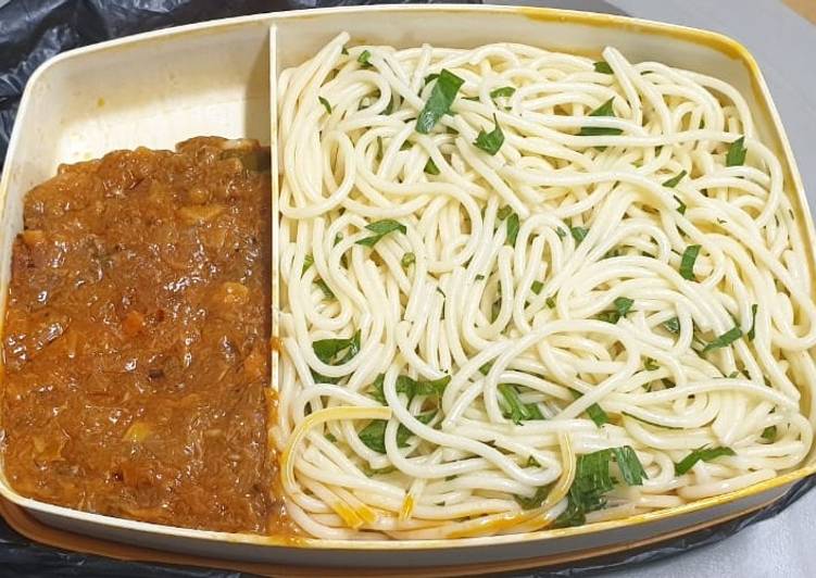 Spaghetti with Tuna Sauce Bolognese