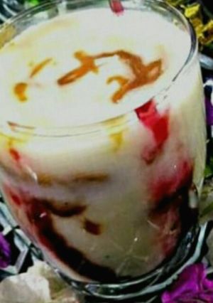 A picture of Puff rice and banana shake.