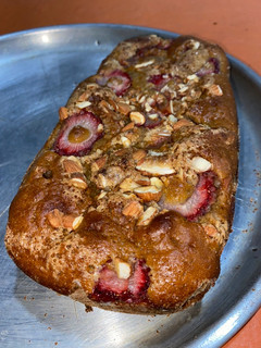 Una foto de Budín de frutillas