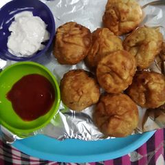 A picture of Fried momos.