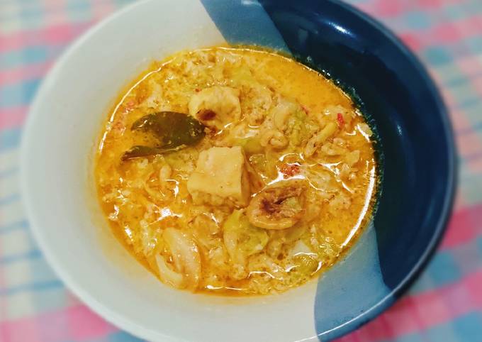 Langkah Mudah untuk Menyiapkan Sayur santan gubis dan tahu, Enak Banget