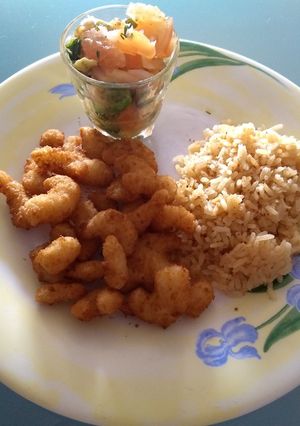 Una foto de Camarones apanados