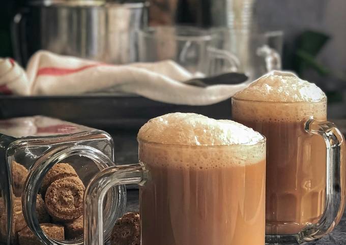 Cara Menyiapkan Teh Tarik Yang Lezat