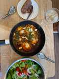 Shakshuka: món ăn sáng phổ biến của người Bắc Phi và Nam Âu