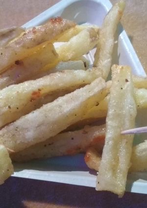 A picture of French fries.