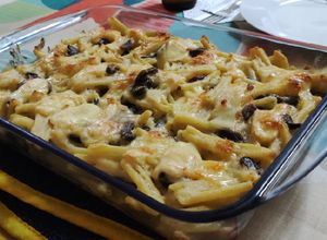 Una foto de Casarecce con salsa de trufa y champiñones