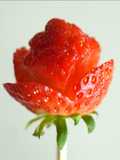 Let’s make a Strawberry Rose for White Day 🍓🌹