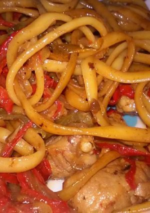 Foto principal de Tallarines con boletus, secreto y soja