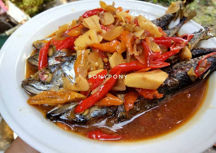 Langkah Mudah untuk memasak ❤ ikan pindang kecap ❤, Enak