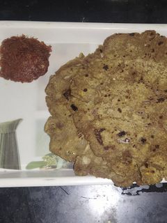 Jowar roti/ஜோவர் ரொட்டி செய்முறை முக்கிய புகைப்படம்