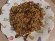 Una foto de wok cerdo