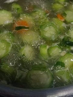 Foto resep Sayur oyong sederhana (bisa utk mpasi+balita)