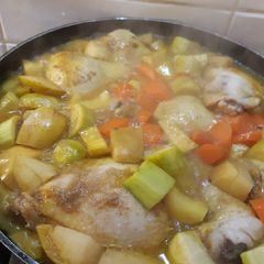 A picture of Chicken&Vegetables Dish.