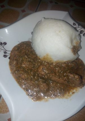 A picture of Tuwon shinkafa d miyan taushe.