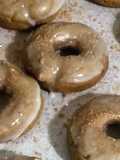 Donuts de Canela com Glace de Maple Syrup
