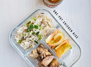 Gambar One-Pot Meal: Nasi Ayam Rice Cooker