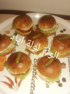 صورة لوصفة همبرغر بعجينة روعة