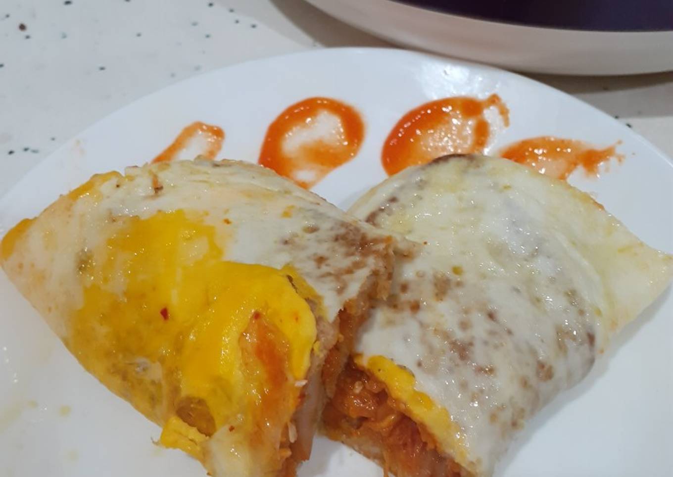 Roti sandwich telur kimchi