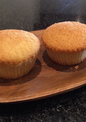 A picture of Basic cupcake.