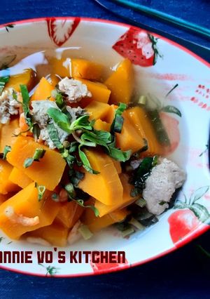 Hình của món Canh bí đỏ tôm khô thịt xay.