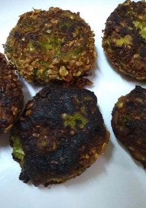 A picture of Cabbage oats cutlet.