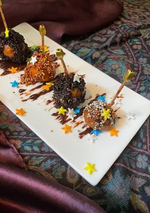 A picture of Chocolatey Fruity Lollipop.
