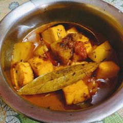 A picture of Paneer Dalna.