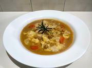 A picture of can chickpeas