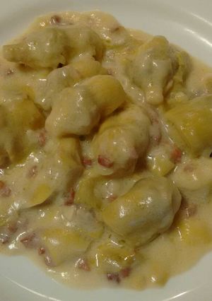 Foto principal de Alcachofas con queso y jamón a la crema
