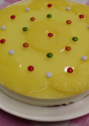 Una foto de Tarta mousse de coco y piña