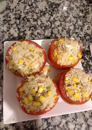Una foto de Tomates rellenos