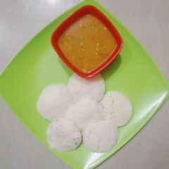 Idli sambhar A picture of Idli sambhar.