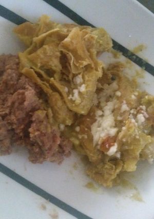 Una foto de Chilaquiles Perezosos