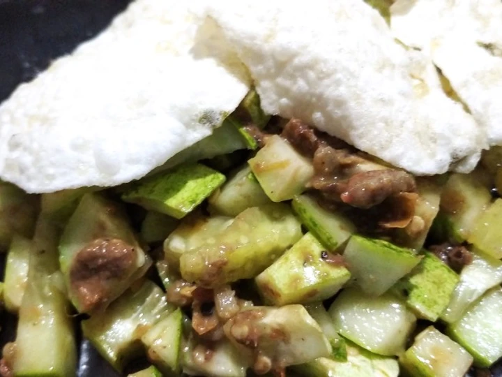 Langkah Mudah untuk Membuat Resep  Reuceuh Bonteng (timun) yang Bisa Manjain Lidah, Menggugah Selera