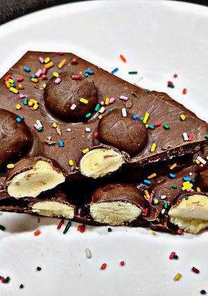 बब्बल चॉकलेट(bubble chocolate recipe in hindi) रेसिपी मुख्य फोटो