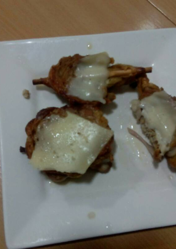 Una foto de Zarajos con queso