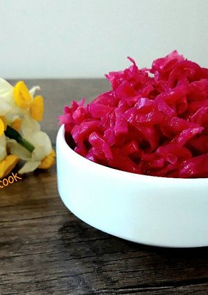 عکسی از دستور ترشی کلم قرمز رستورانی