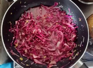 Una foto de Chucrut morado. #delantaldorado
