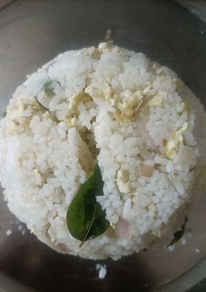 முட்டை சாப்பாடு(egg rice recipe in tamil) செய்முறை முக்கிய புகைப்படம்