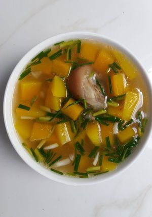 Hình của món Canh chân giò đu đủ.