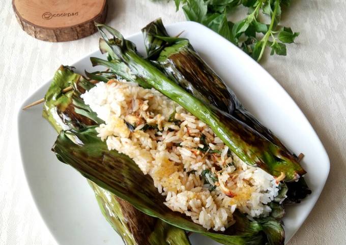 Resep Nasi Bakar Isi Ayam Suwir Kemangi Oleh Mira Rozanna Cookpad