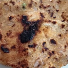A picture of Potato paratha.