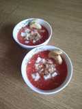 Gazpacho di anguria con feta e taralli sbriciolati