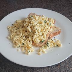 A picture of Chives Scrambled Eggs.