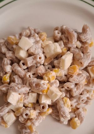 Una foto de Ensalada de Coditos con Queso y Elote