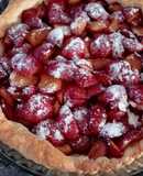 Tarta de hojaldre con ciruelas