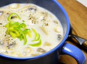 Фото Диетический пп суп с грибами и куриной грудкой.